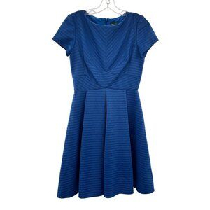Gabby & Skye Women's Short Sleeve A-Line Dress Blue Textured Size 4 Zip